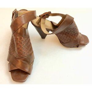 FRANCO SARTO WOMEN'S LEATHER BROWN HEELED STRAPPY SANDAL SZ 10
